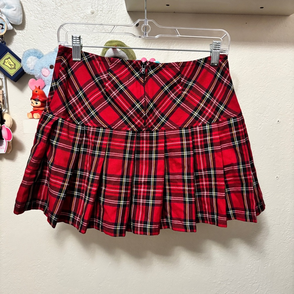 Tripp NYC Red Plaid Skirt Size Small - Picture 4 of 6
